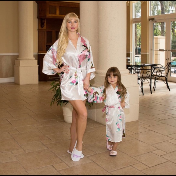 Adorable Floral Peacock Robes 4 MiniMe Princesses - Picture 5 of 14